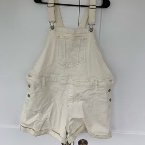 Old Navy short overalls